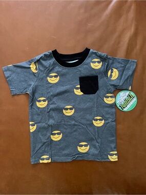 KAPITAL K Sunglasses Emoji Pocket Tee, 4T - NEW